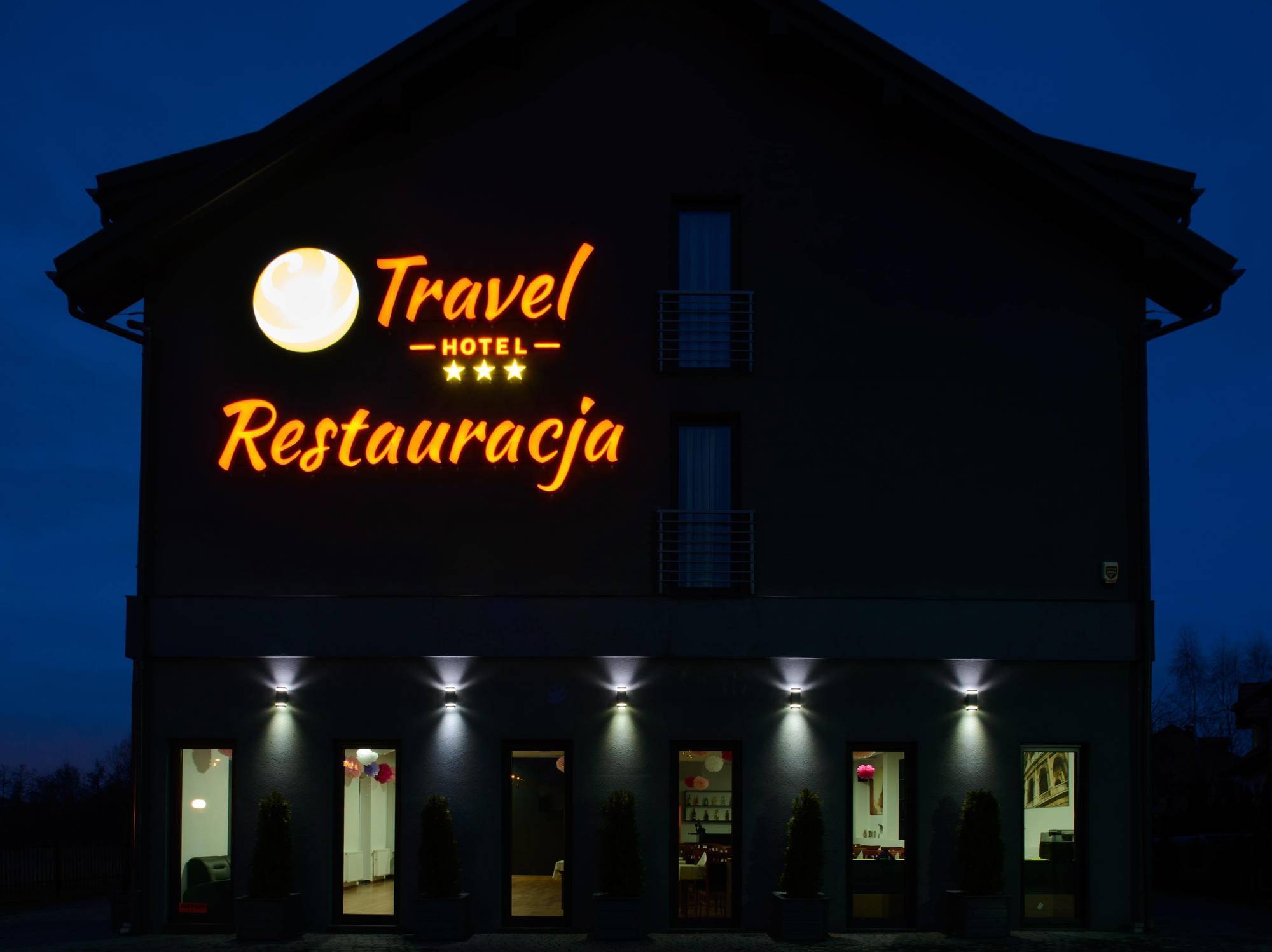 Aparthotel Travel Krasków Exterior foto